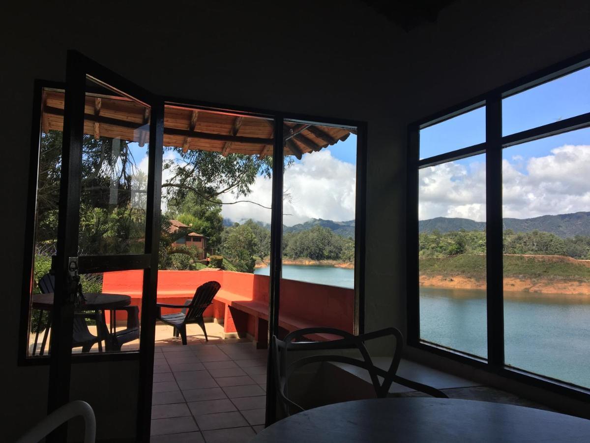 Ecolodge Bahia Del Penon Guatapé Esterno foto