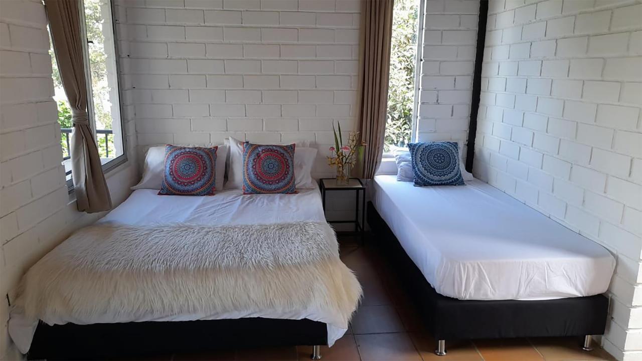 Ecolodge Bahia Del Penon Guatapé Esterno foto