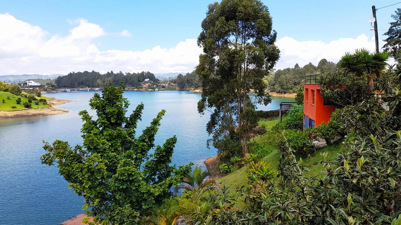 Ecolodge Bahia Del Penon Guatapé Esterno foto
