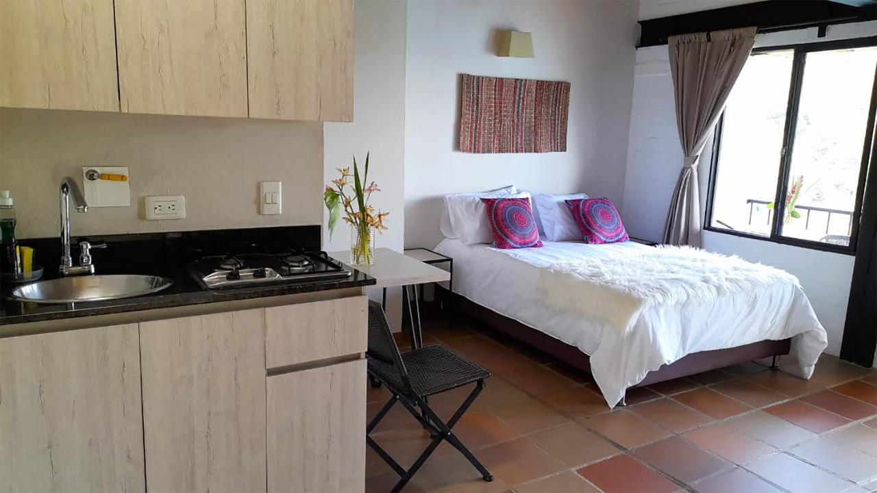 Ecolodge Bahia Del Penon Guatapé Esterno foto