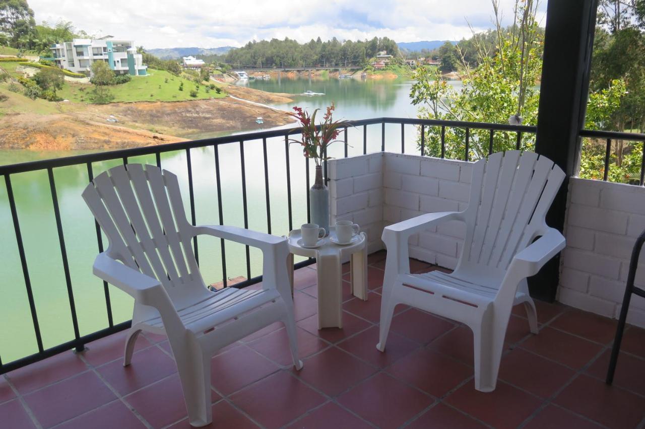 Ecolodge Bahia Del Penon Guatapé Esterno foto