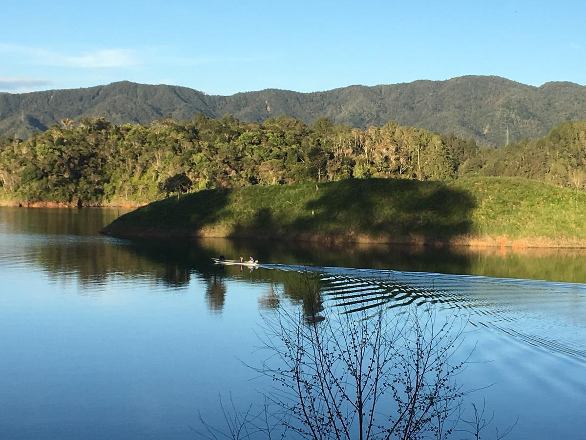 Ecolodge Bahia Del Penon Guatapé Esterno foto