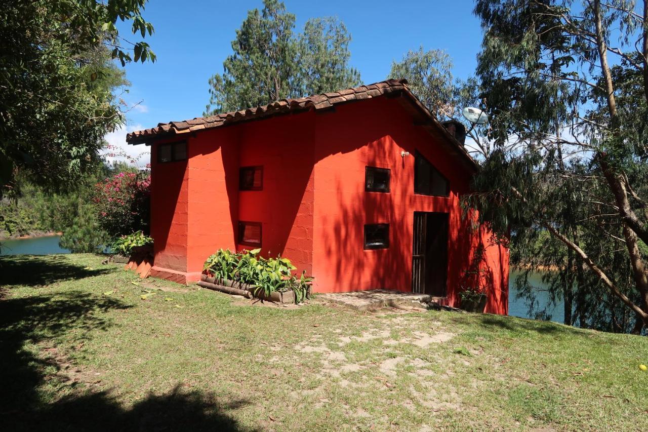 Ecolodge Bahia Del Penon Guatapé Esterno foto