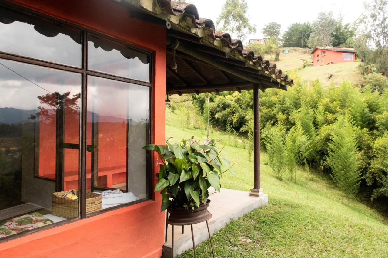 Ecolodge Bahia Del Penon Guatapé Esterno foto
