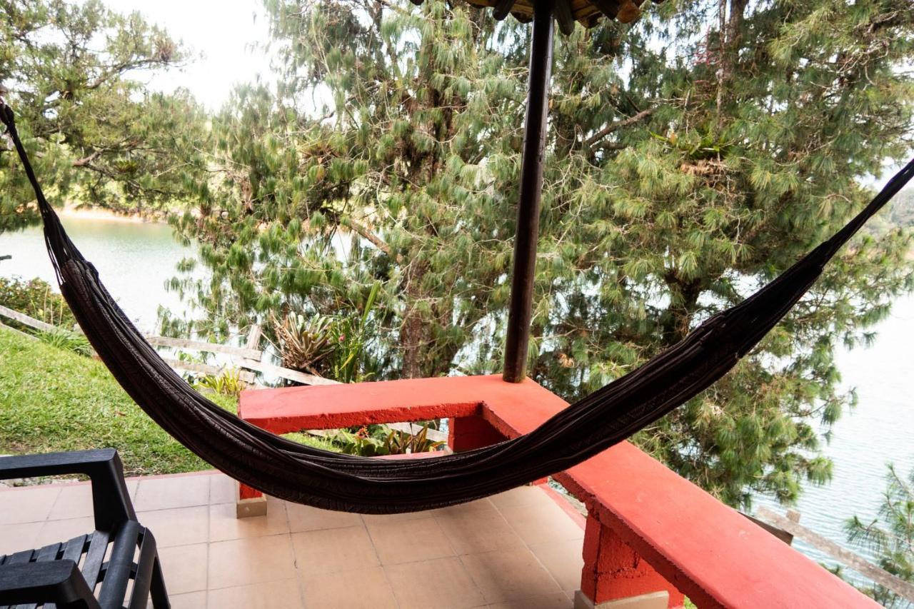 Ecolodge Bahia Del Penon Guatapé Esterno foto